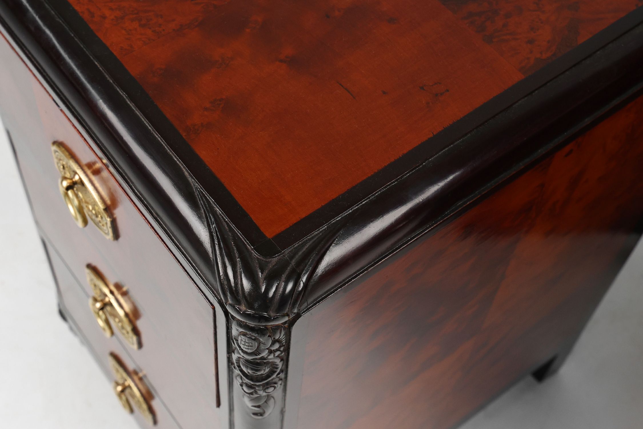 Pair of Art Deco nightstands in burl veneer, oak and copper, France ca. 1910thumbnail